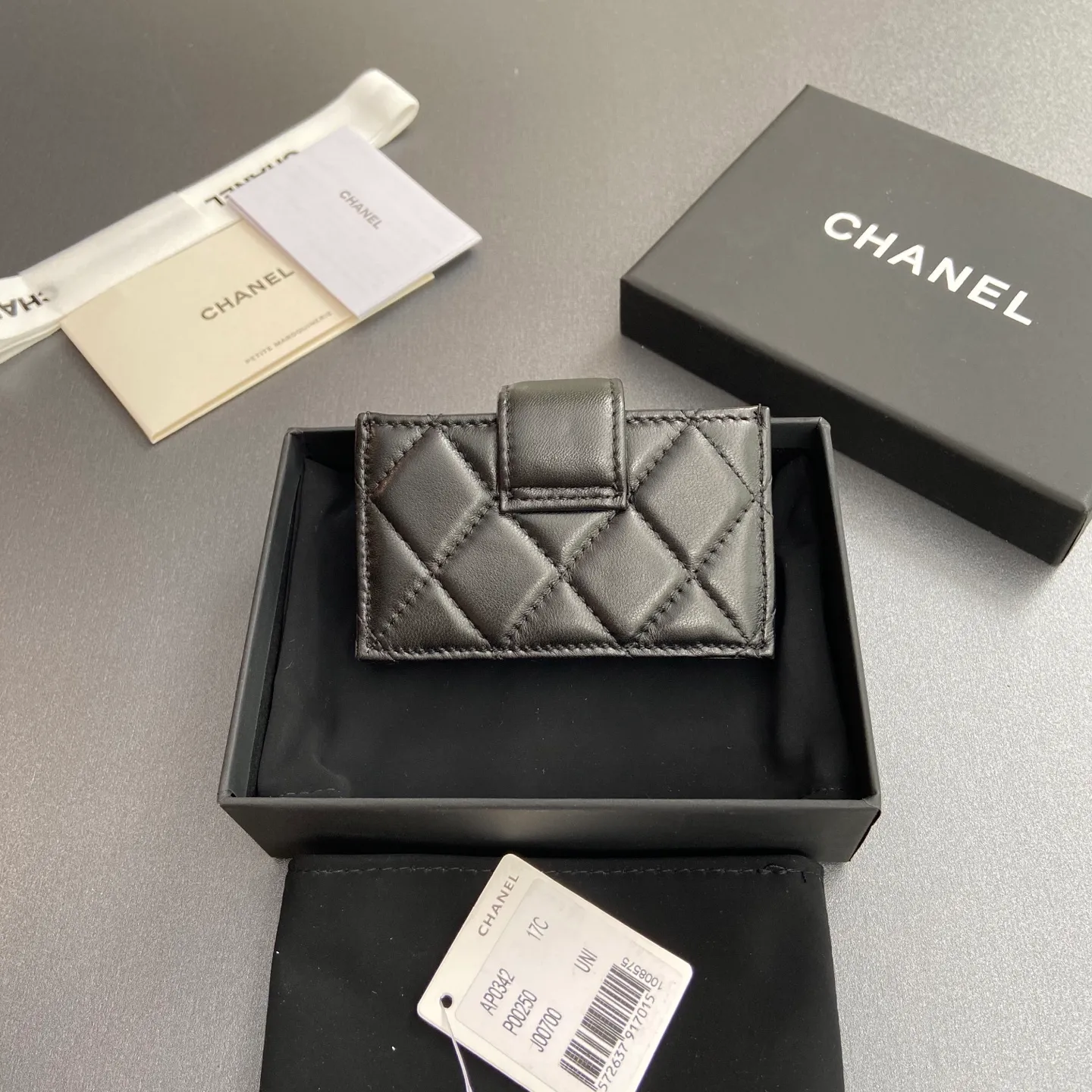 [Special grade hardware original leather] ¥400 Small fragrant organ multi-card slot card holder series with iconic metal logo, gold-toned metal hardware, exclusive Italian imported leather, 6 card slots, No.: 0342, black sheepskin, golden steel mark, size: w10×h6×2cm
