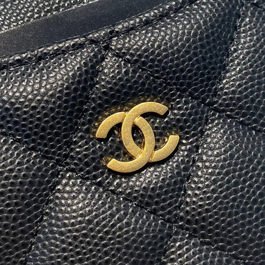 💰420😊Upgraded version💋Chanel🆕 New color colorful fine ball caviar cowhide🐂Classic zipper bag with multiple card slots for change. It can also bring convenience to various bank cards, supermarket cards, shopping cards, and membership cards. It is so small and easy to carry. It is the most fashionable and popular element of coin purses. Do you own it? Comes with the latest complete set of packaging 2061🍃size: 12*9.5cm