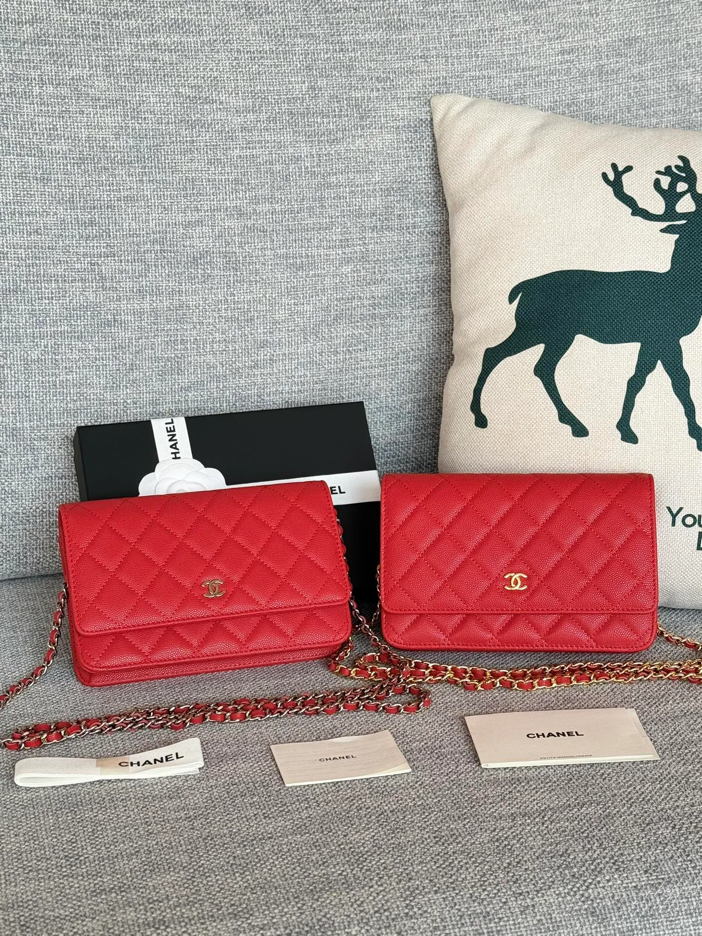 Caviar C𝕙𝕒𝕟𝕖𝕝 entry-level classic 𝑾𝒐𝒄 (magnetic buckle)