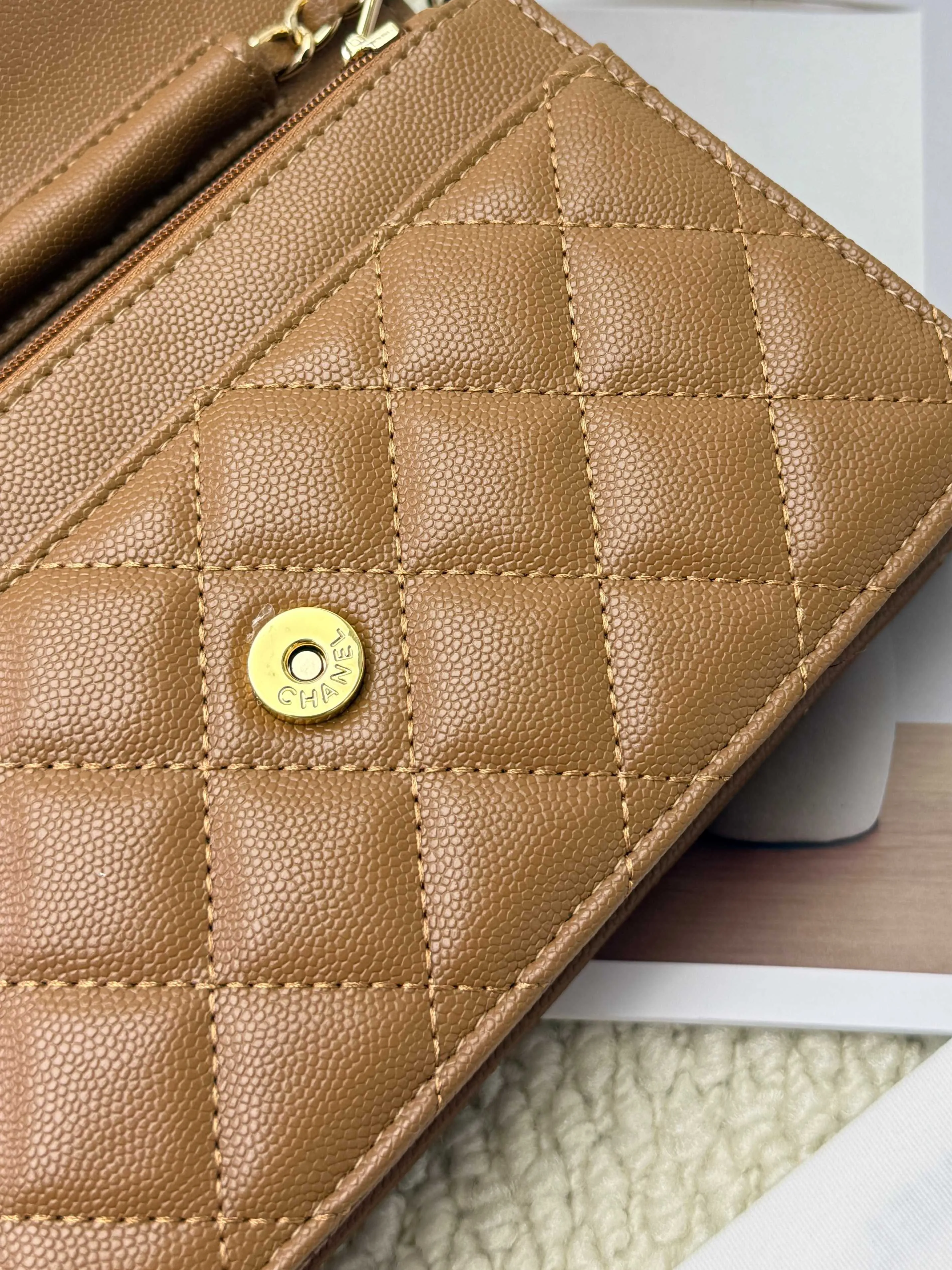 All categories Chanel Wallet (Chanel) Chanel 2050