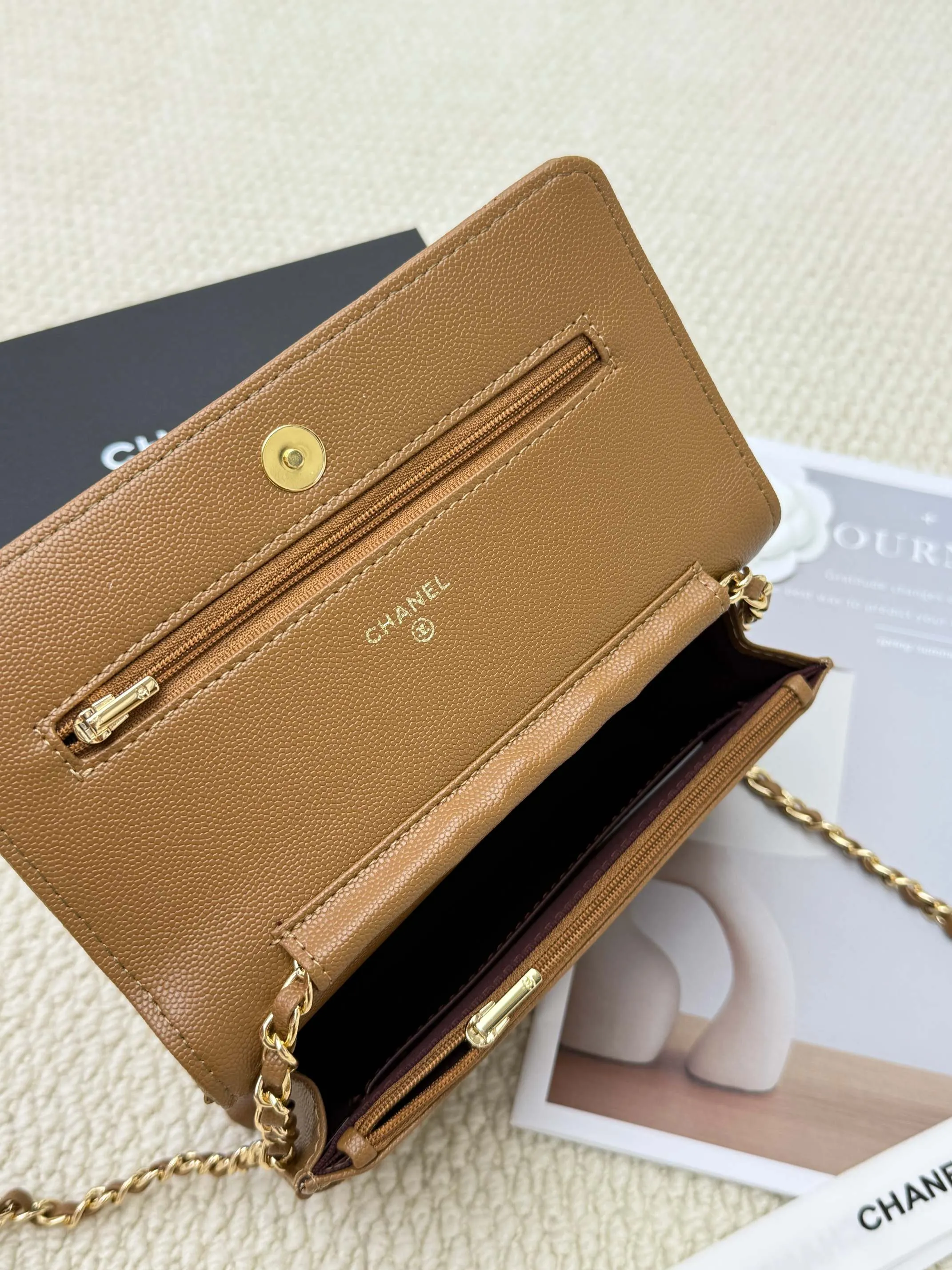 All categories Chanel Wallet (Chanel) Chanel 2050