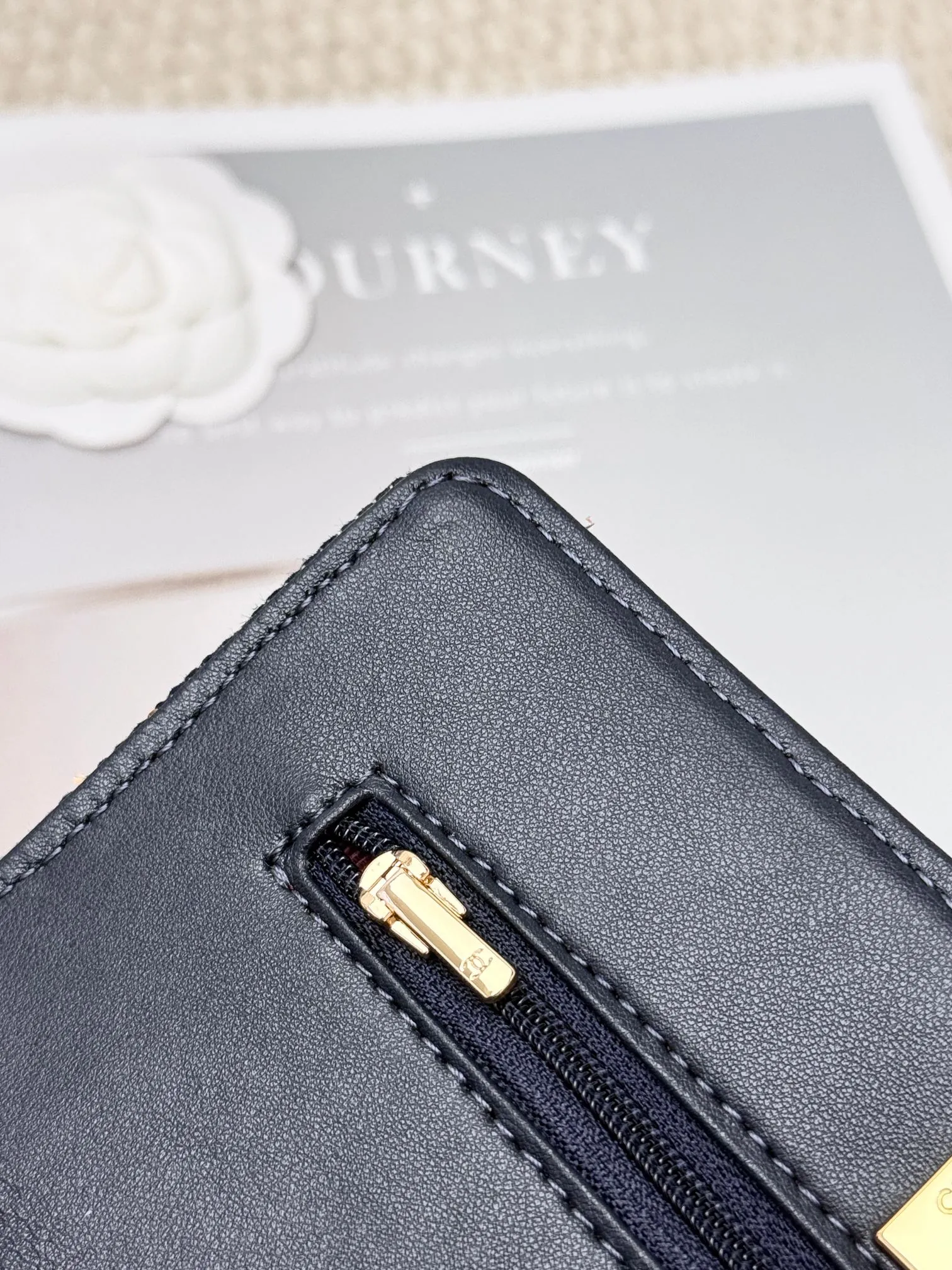 All categories Chanel Wallet (Chanel) Chanel 2050