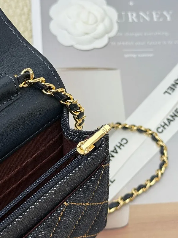 All categories Chanel Wallet (Chanel) Chanel 2050