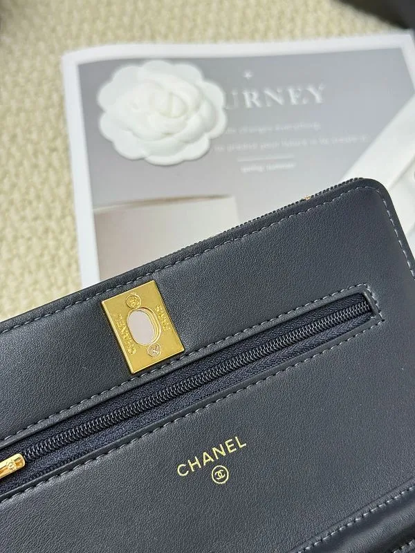 All categories Chanel Wallet (Chanel) Chanel 2050