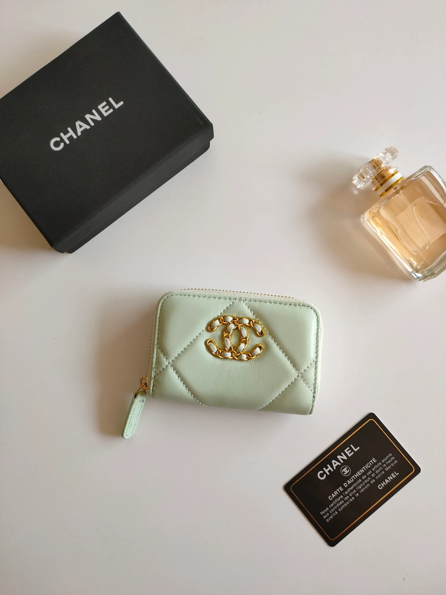 All Categories Chanel Wallet (Chanel) Chanel P985