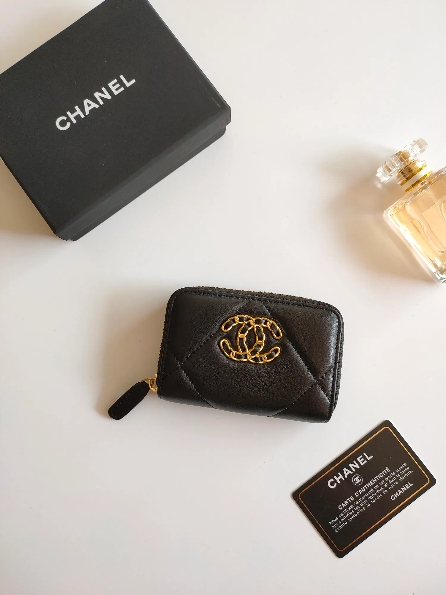 All Categories Chanel Wallet (Chanel) Chanel P985