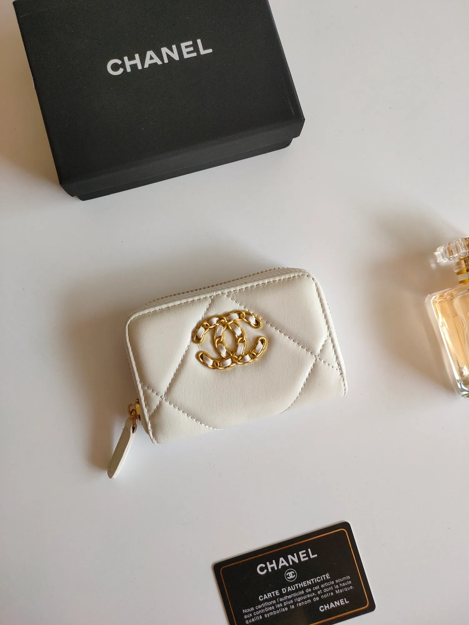 All Categories Chanel Wallet (Chanel) Chanel P985