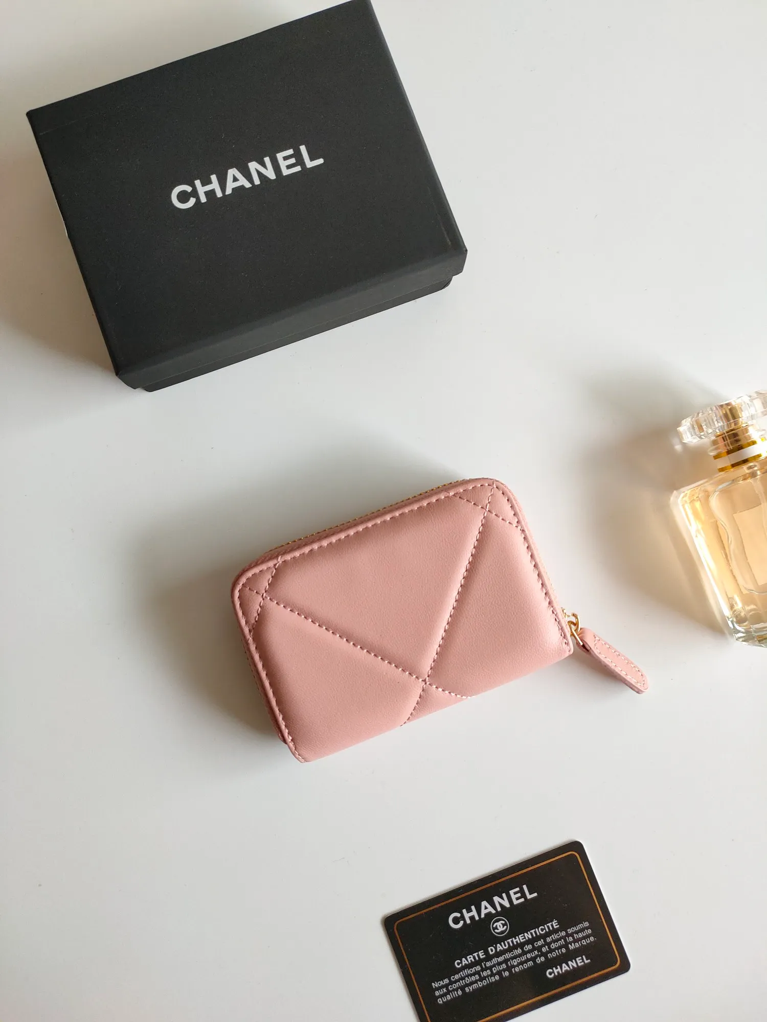 All Categories Chanel Wallet (Chanel) Chanel P985