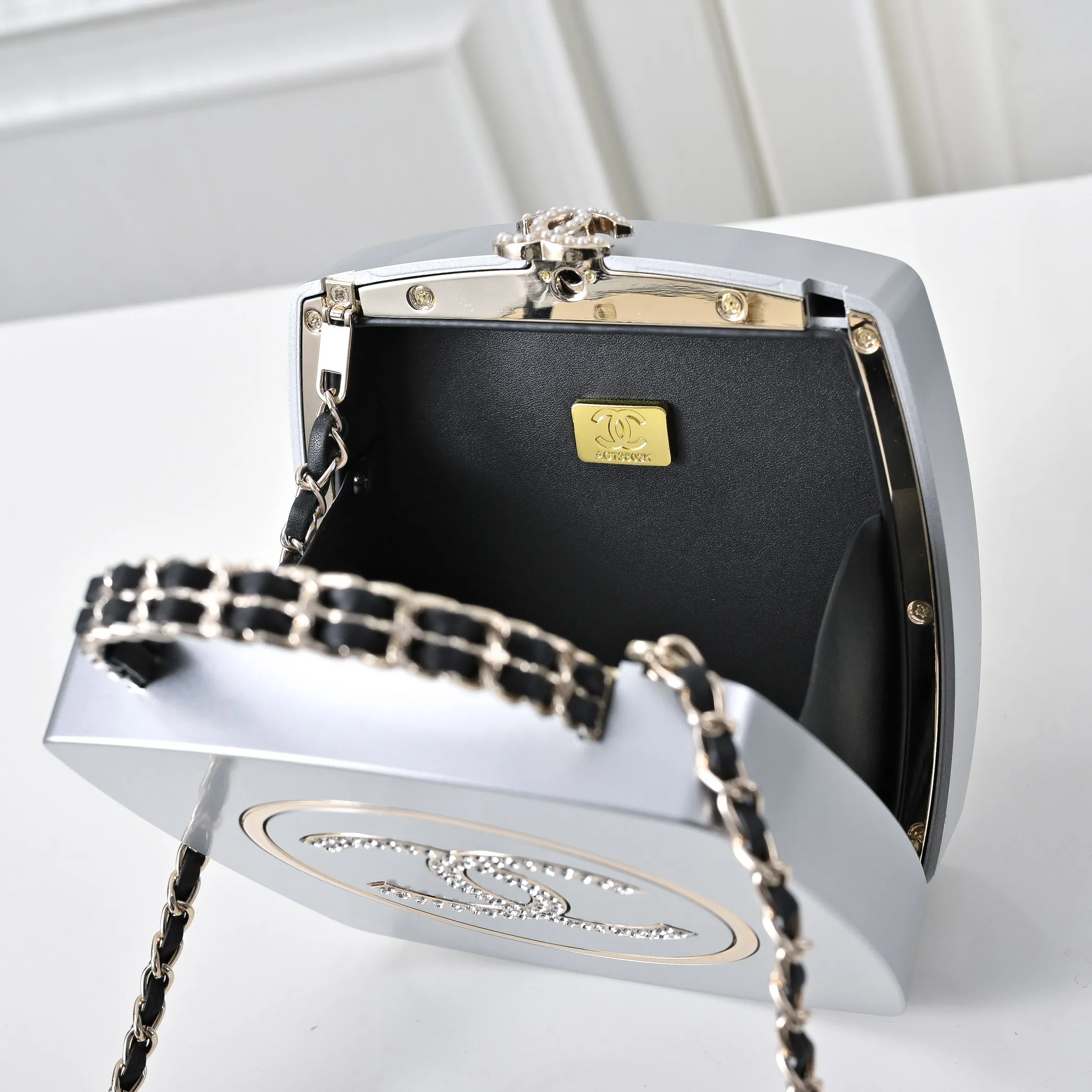 All Categories Chanel Women's Bags (Chanel) Chanel 677