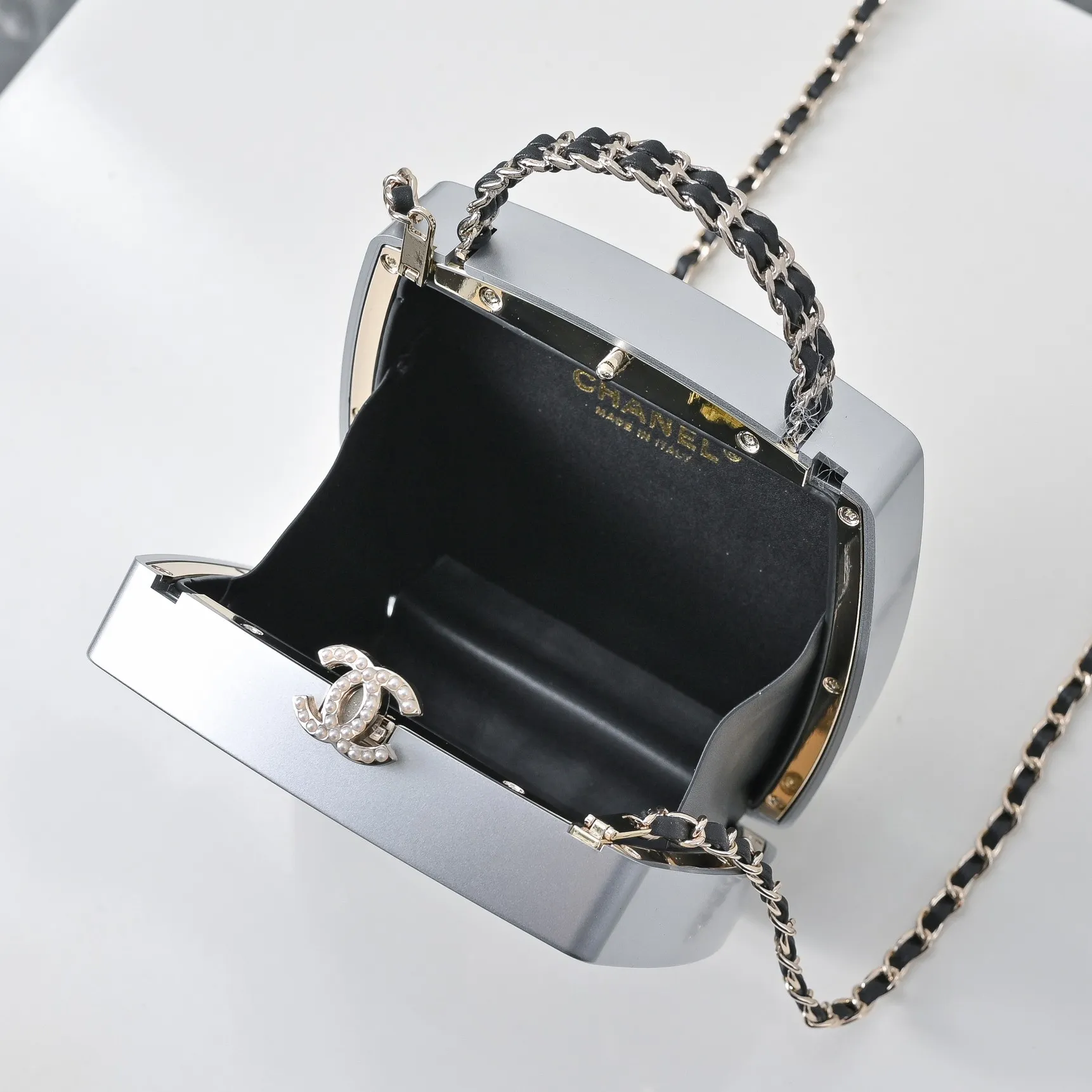 All Categories Chanel Women's Bags (Chanel) Chanel 677