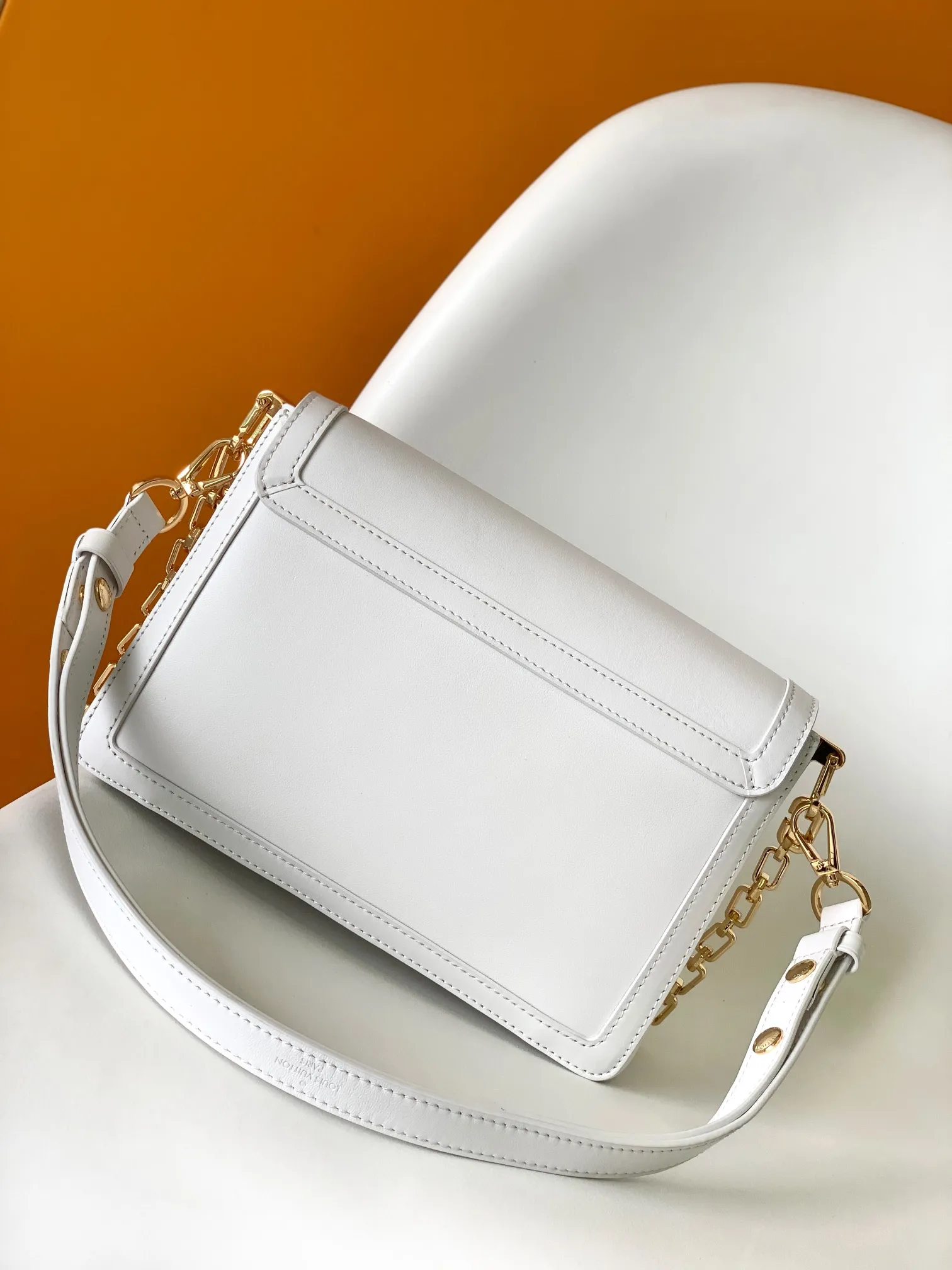 All Categories Chanel Women's Bags (Chanel) Chanel M25048