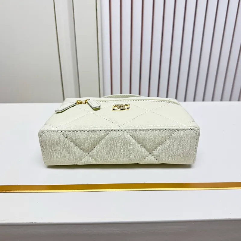 All Categories Official Website "Brand Women's Bags" Women's Bags 💙 Chanel 2026 Official Website Chanel Crossbody Bag