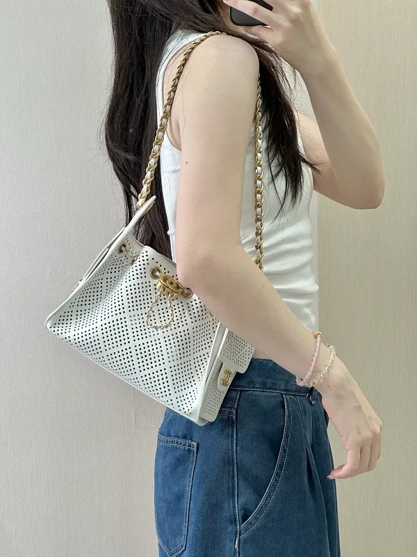 All Categories Chanel Women's Bags (Chanel) Chanel 5631