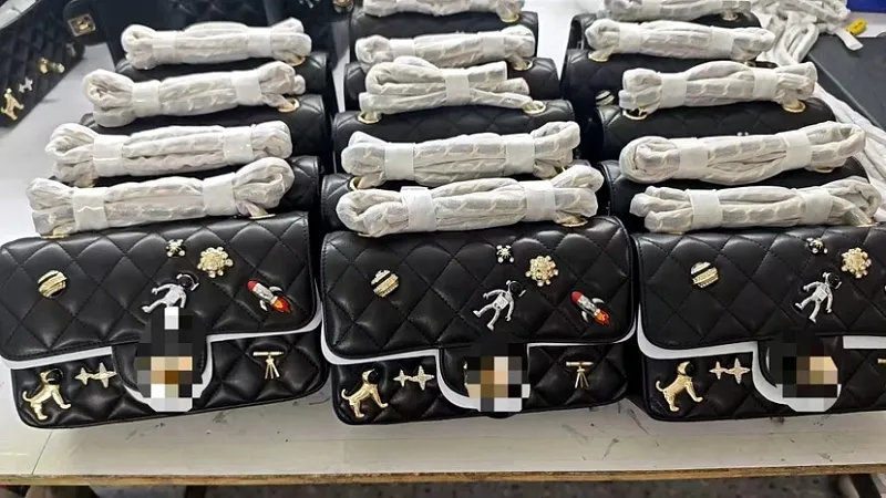 All Categories Chanel Women's Bags 2 (Chanel) Chanel 255