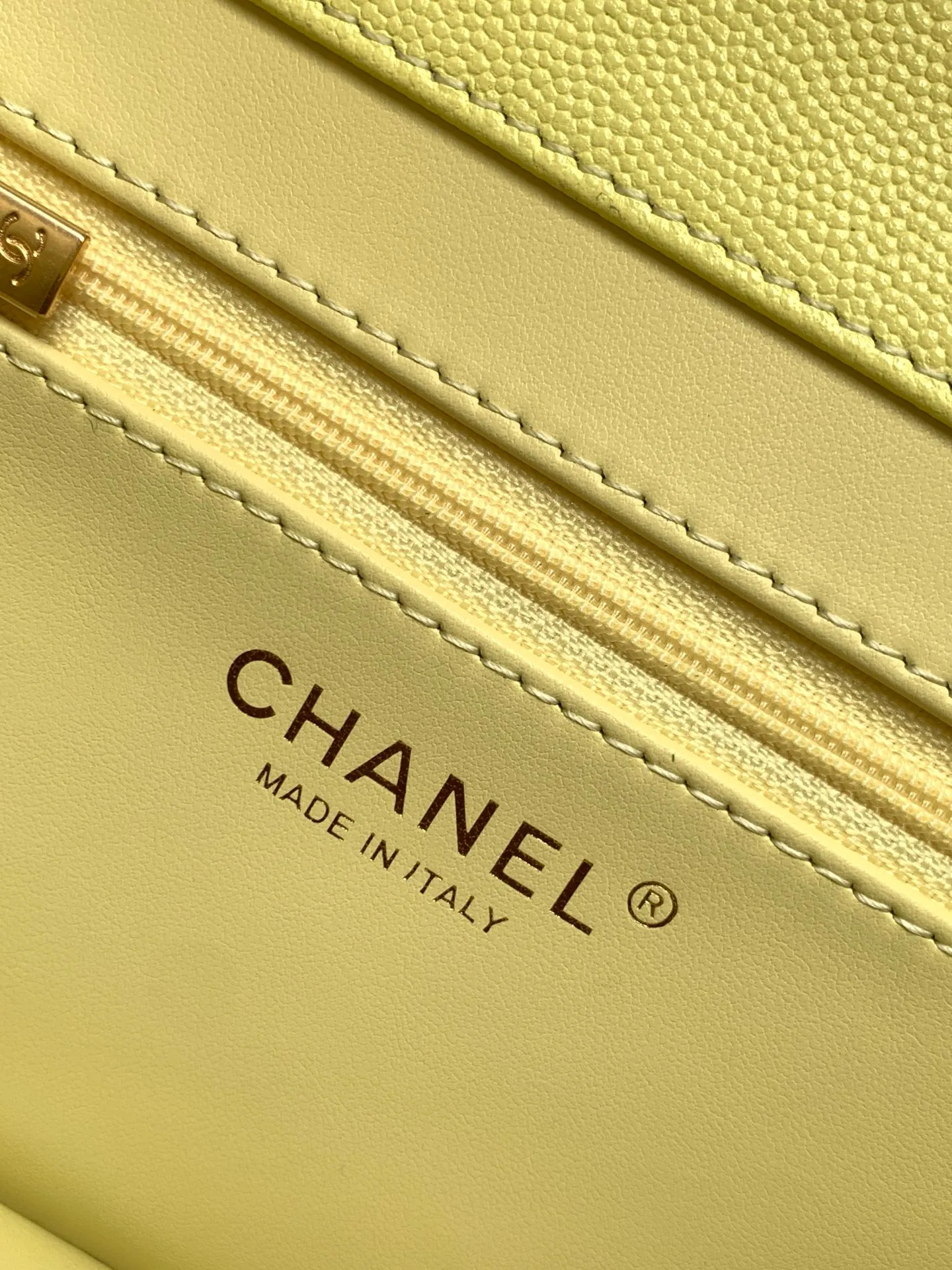All Categories Chanel Women's Bags 2 (Chanel) Chanel Original Order AP6220