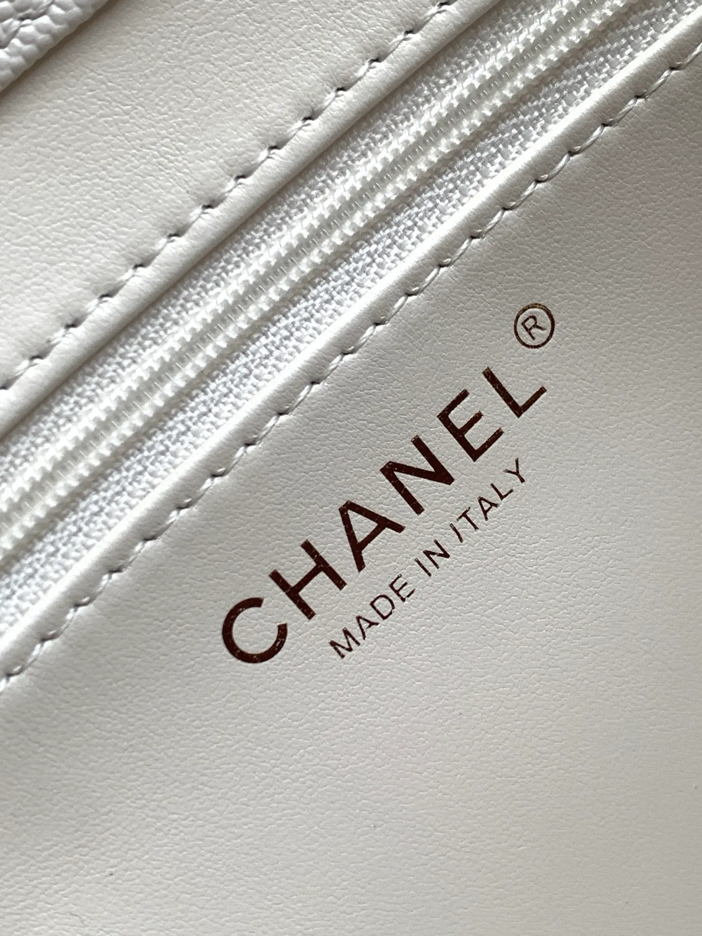 All Categories Chanel Women's Bags 2 (Chanel) Chanel Original Order AP6220