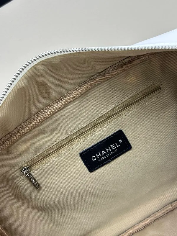 All Categories Chanel Women's Bags 2 (Chanel) Chanel 611