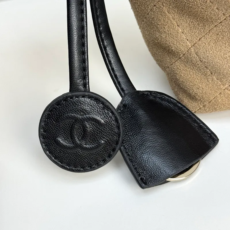 All Categories Official Website "Brand Women's Bags" Women's Bags 💙 Chanel 2026 Official Website CHANEL Diamond Drawstring Bucket Bag