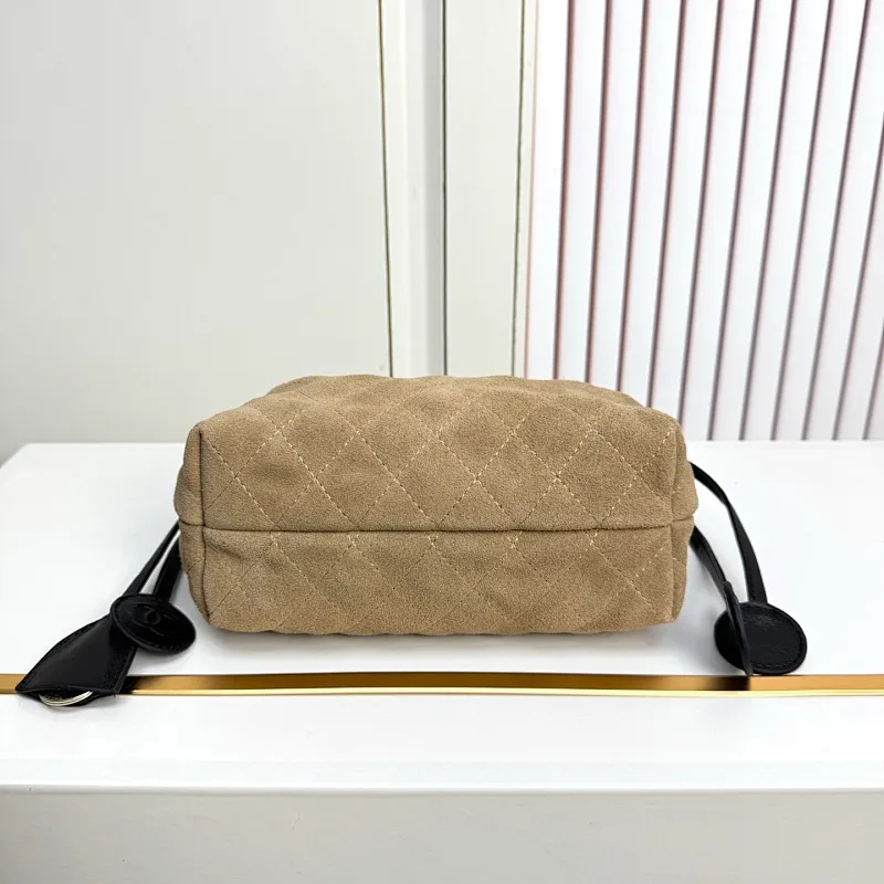 All Categories Official Website "Brand Women's Bags" Women's Bags 💙 Chanel 2026 Official Website CHANEL Diamond Drawstring Bucket Bag