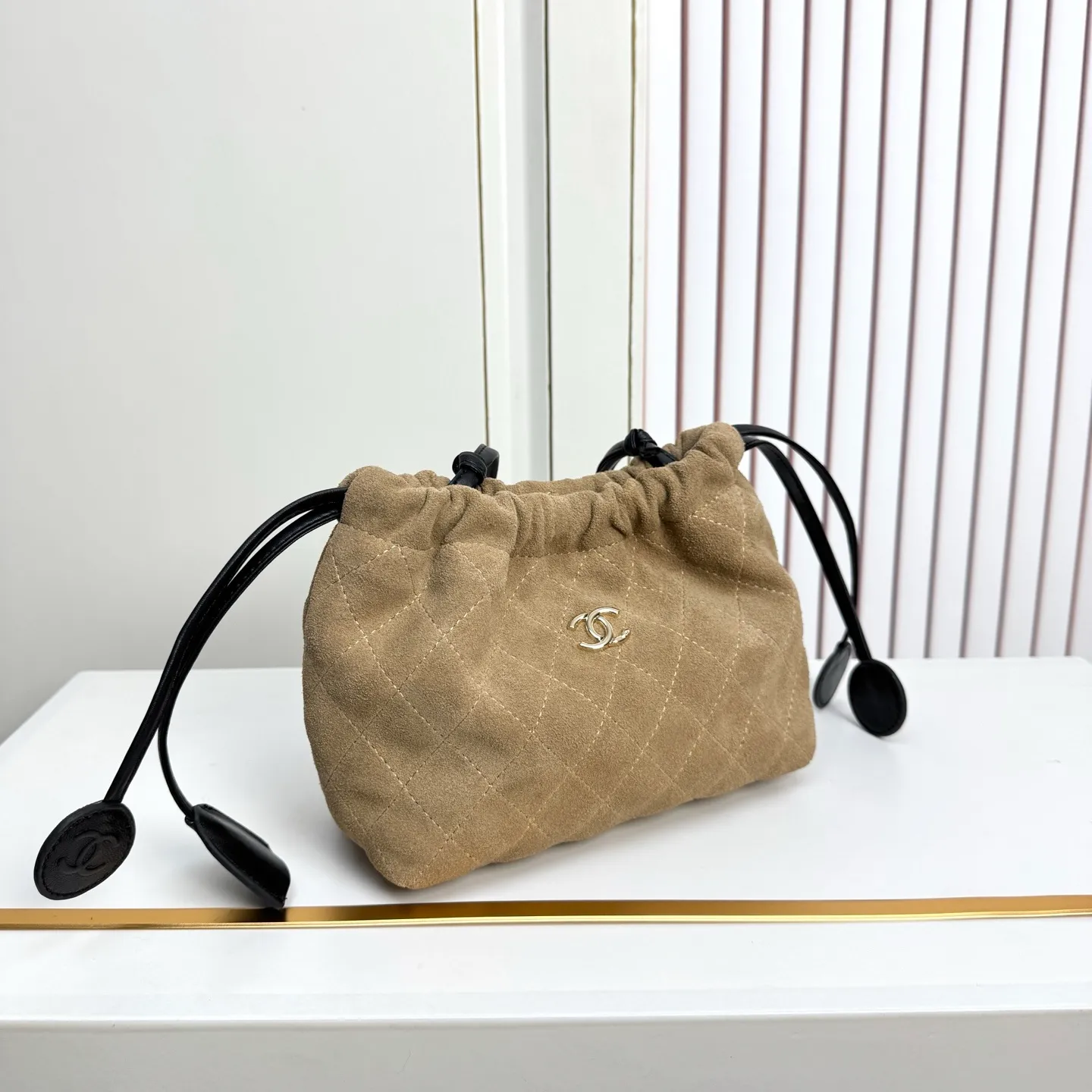 All Categories Official Website "Brand Women's Bags" Women's Bags 💙 Chanel 2026 Official Website CHANEL Diamond Drawstring Bucket Bag