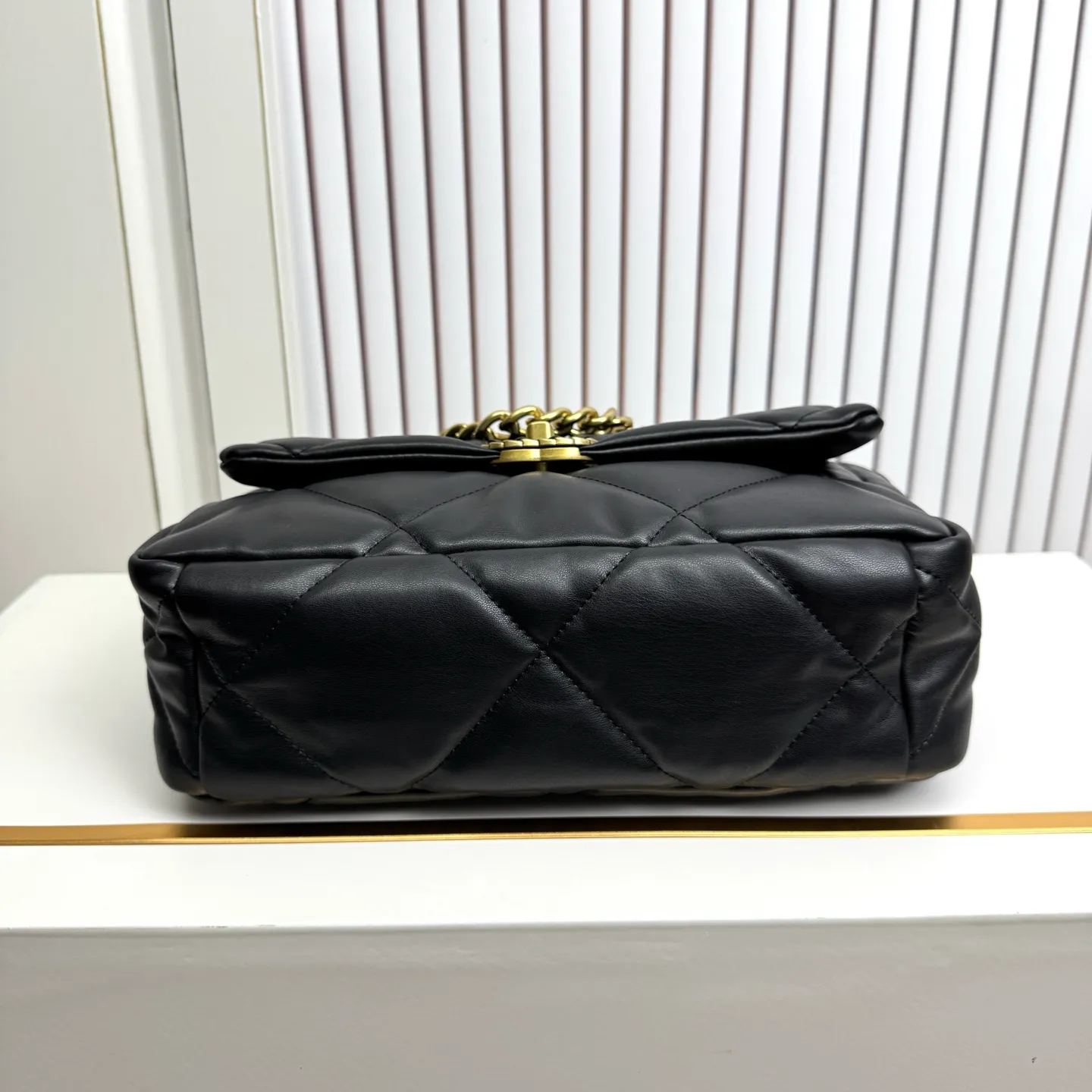 All Categories Chanel Women's Bag 2 (Chanel) Chanel 6303 Large