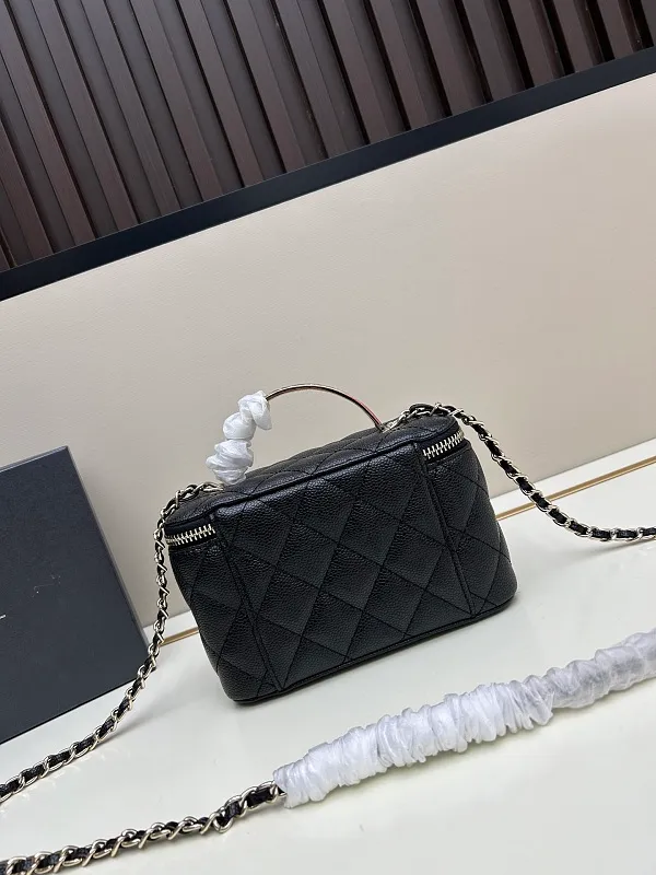 All Categories Chanel Women's Bags 2 (Chanel) Chanel 33821
