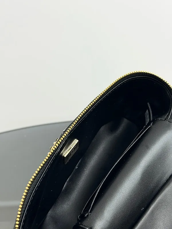 All Categories Chanel Women's Bags (Chanel) Chanel 683
