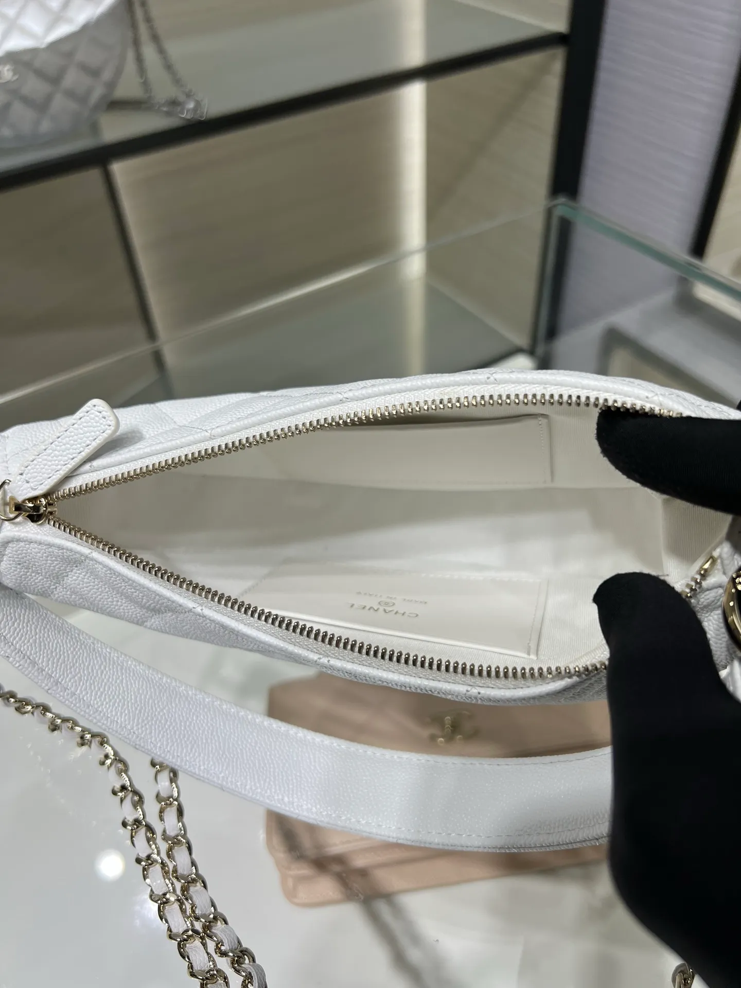 All categories Chanel Women's Bag 2 (Chanel) Chanel AY8680