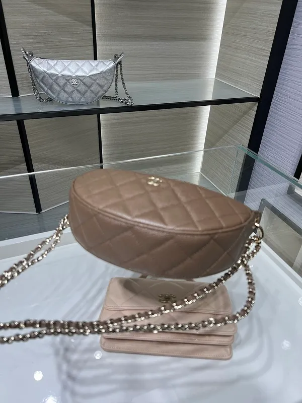 All categories Chanel Women's Bag 2 (Chanel) Chanel AY8680