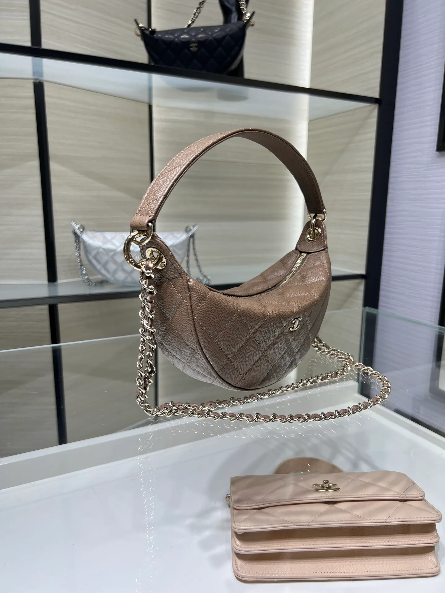 All categories Chanel Women's Bag 2 (Chanel) Chanel AY8680