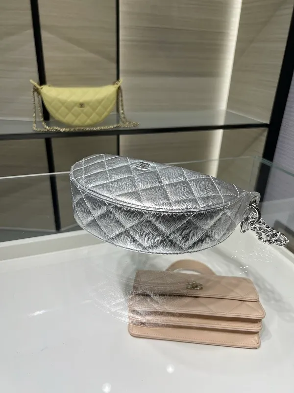 All categories Chanel Women's Bag 2 (Chanel) Chanel AY8680