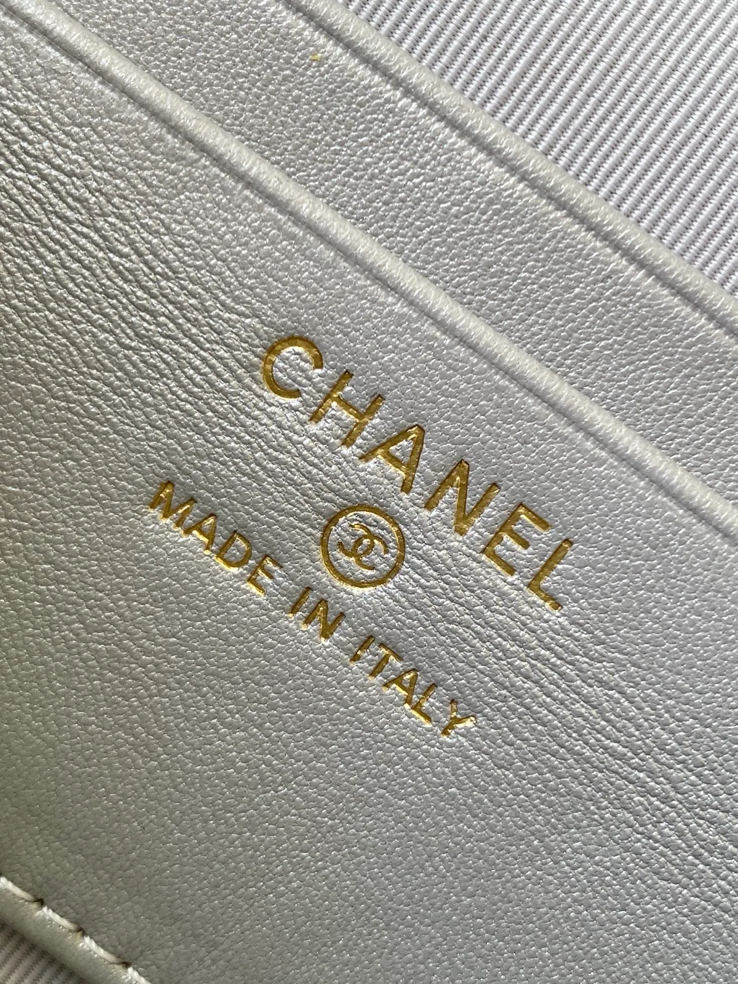 All Categories Chanel Women's Bags 2 (Chanel) Chanel Original Order AP5110