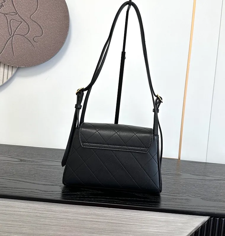 All categories Chanel Women's Bags (Chanel) Chanel Original 31541 fetal cowhide