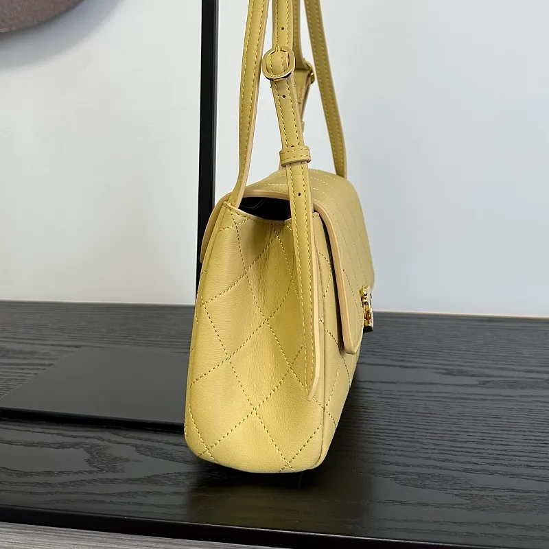 All categories Chanel Women's Bags (Chanel) Chanel Original 31541 fetal cowhide