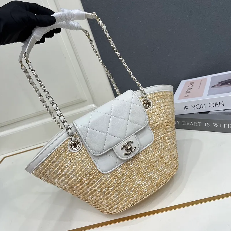 All categories Chanel Women's Bag 2 (Chanel) Chanel 1A037