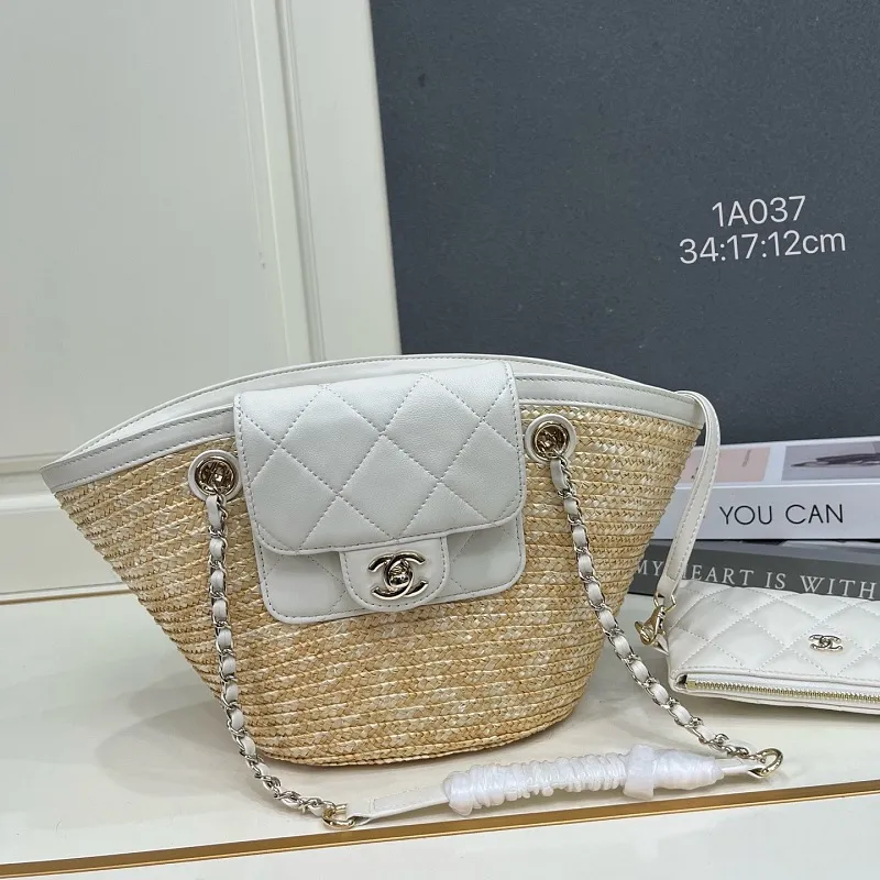 All categories Chanel Women's Bag 2 (Chanel) Chanel 1A037