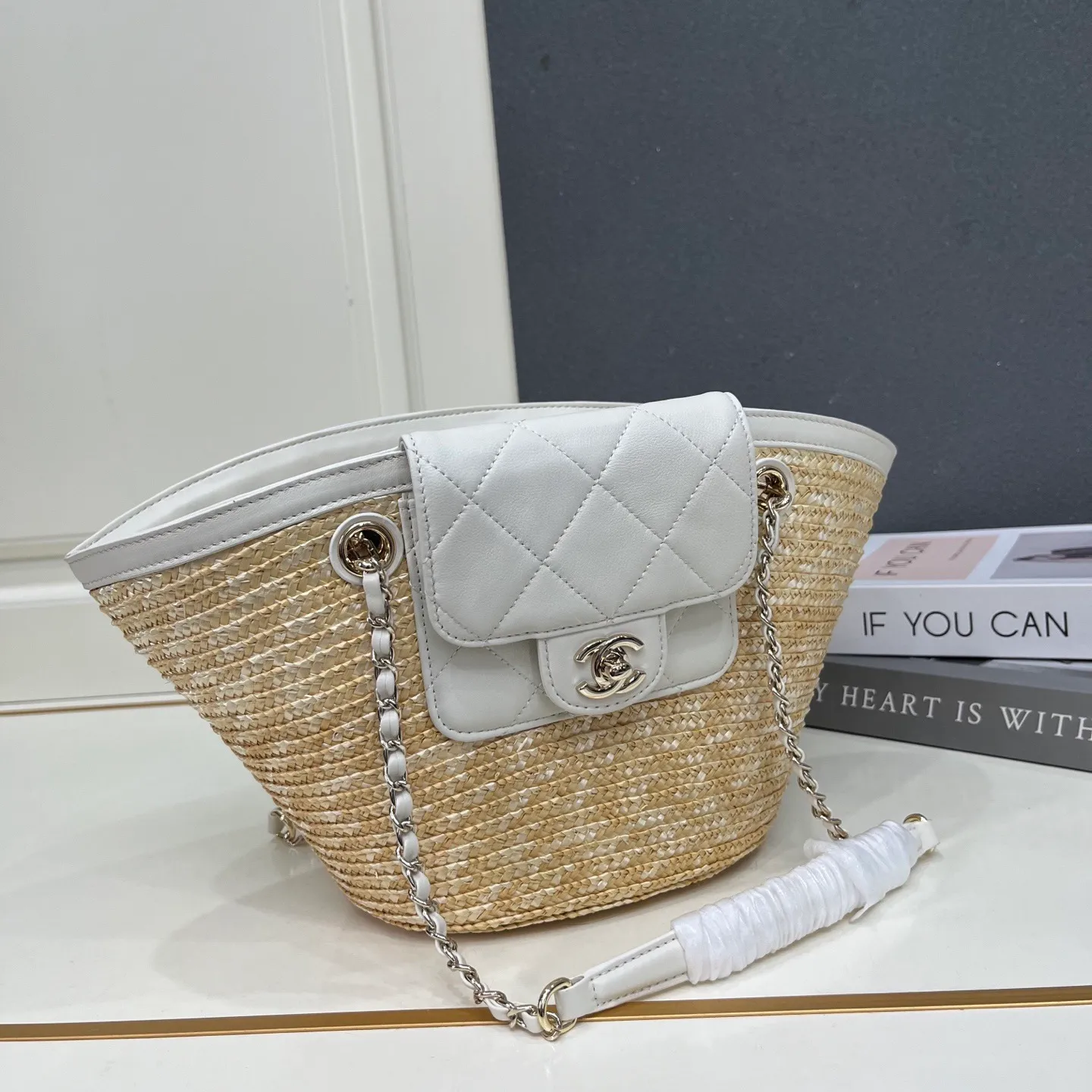 All categories Chanel Women's Bag 2 (Chanel) Chanel 1A037