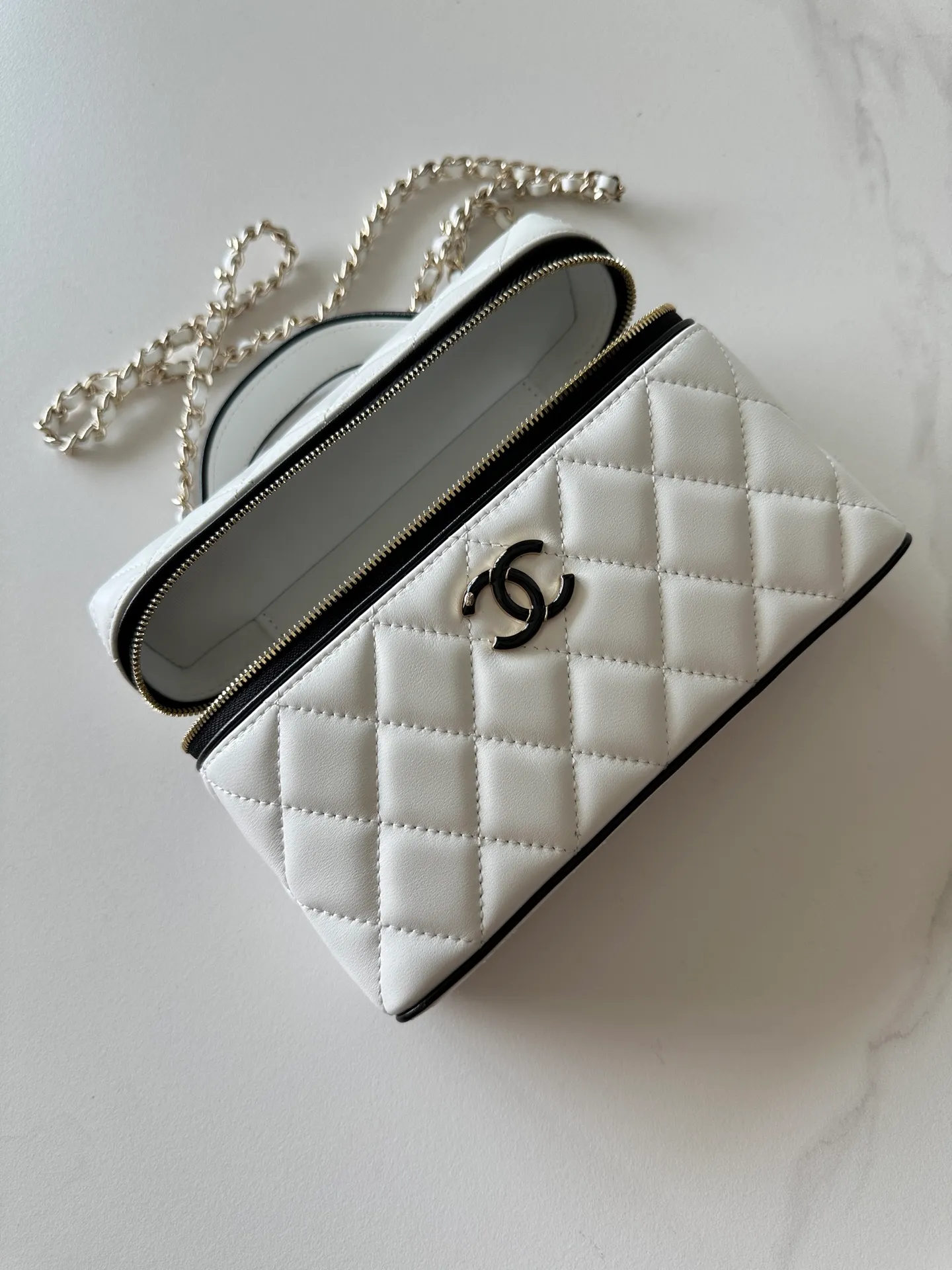 All Categories Chanel Women's Bags 2 (Chanel) Chanel Original Order AP5330
