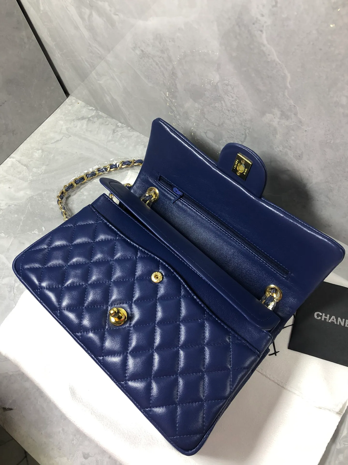 All Categories Chanel Women's Bags (Chanel) Chanel 1112 Sheepskin