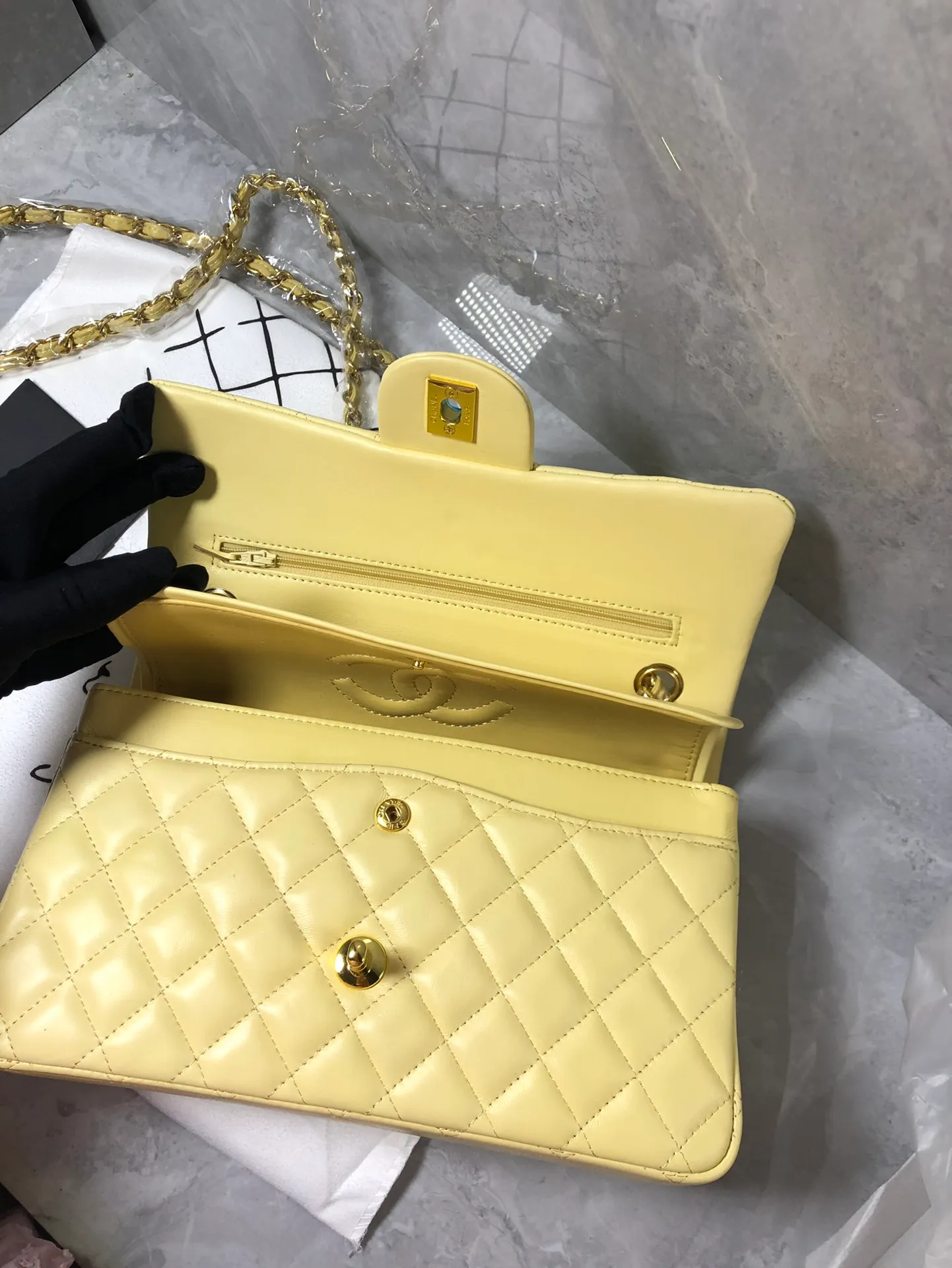 All Categories Chanel Women's Bags (Chanel) Chanel 1112 Sheepskin