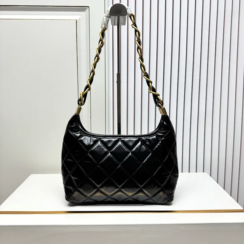 All Categories Official Website "Brand Women's Bags" Women's Bags 💙 Chanel 2026 Official Website CHANEL Oil Wax Leather Wandering Hobo Underarm Bag