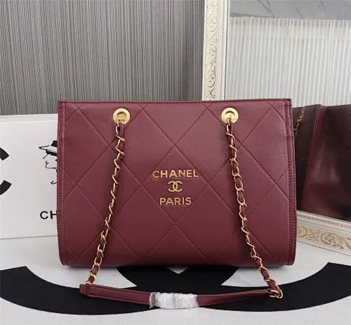 All Categories Official Website "Brand Women's Bags" Women's Bags 💙 Chanel new shopping bag CHANEI, calfskin series, gold hardware with large diamond pattern, exquisite logo on the bag gives a new and elegant feel, calfskin is wear-resistant and soft to the touch, all-copper hardware, size 24-34-13
