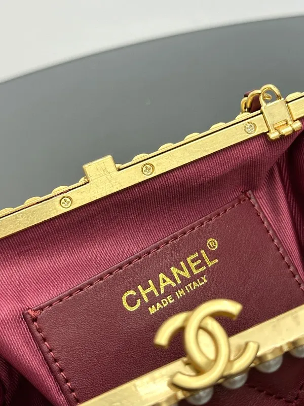 All Categories Chanel Women's Bags (Chanel) Chanel V118