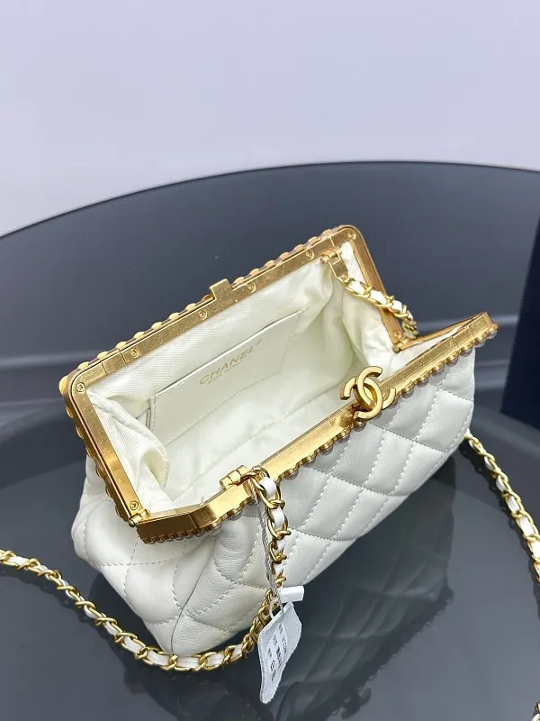 All Categories Chanel Women's Bags (Chanel) Chanel V118