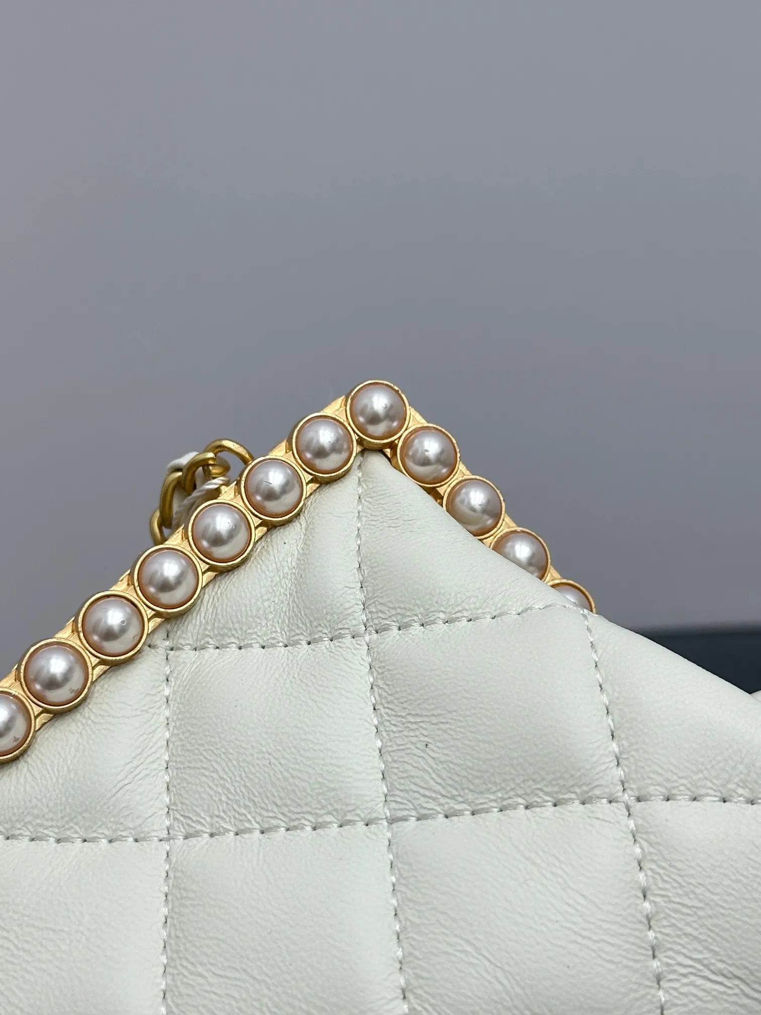 All Categories Chanel Women's Bags (Chanel) Chanel V118
