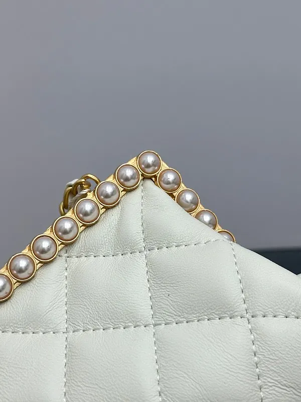 All Categories Chanel Women's Bags (Chanel) Chanel V118