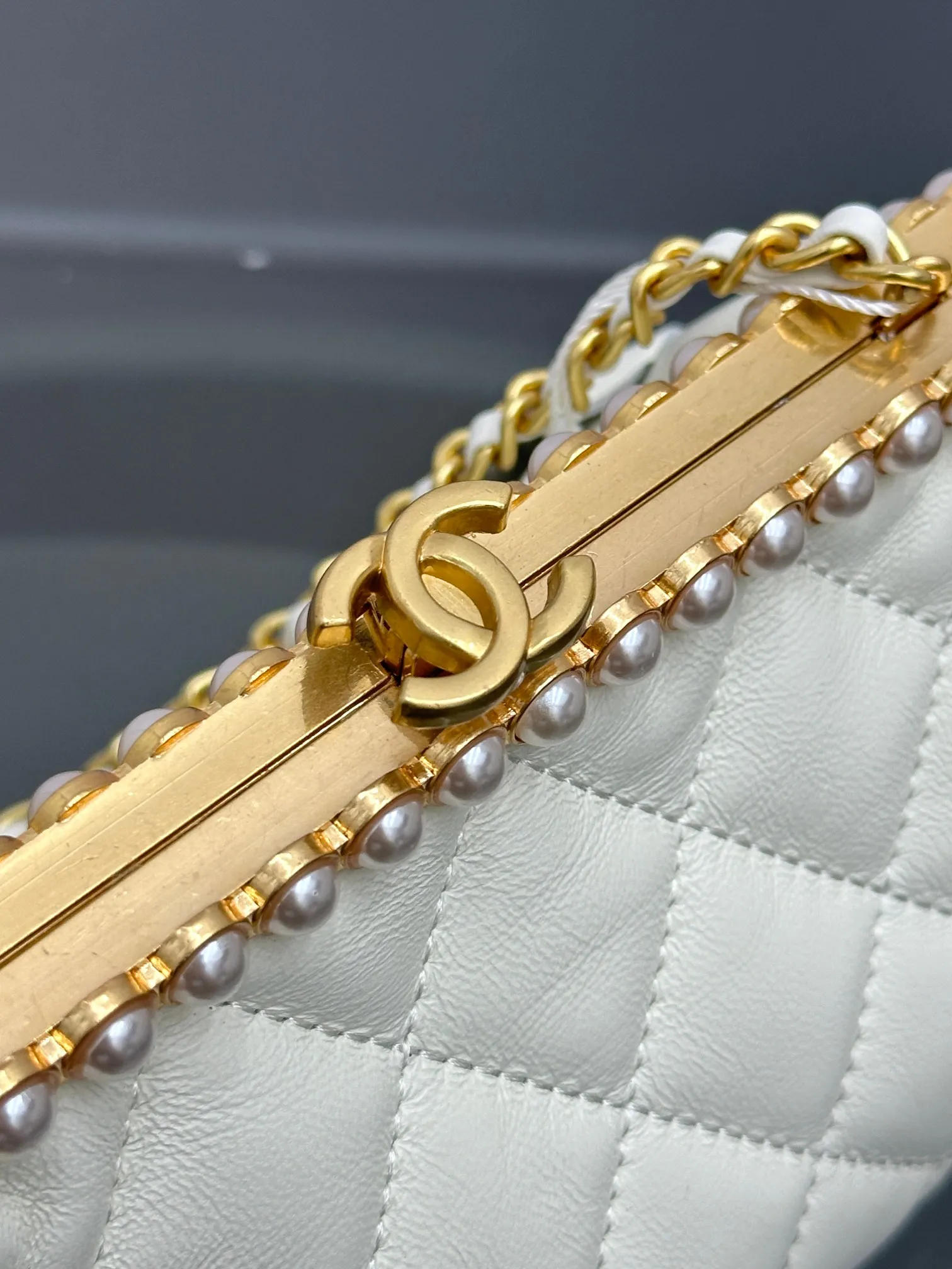 All Categories Chanel Women's Bags (Chanel) Chanel V118