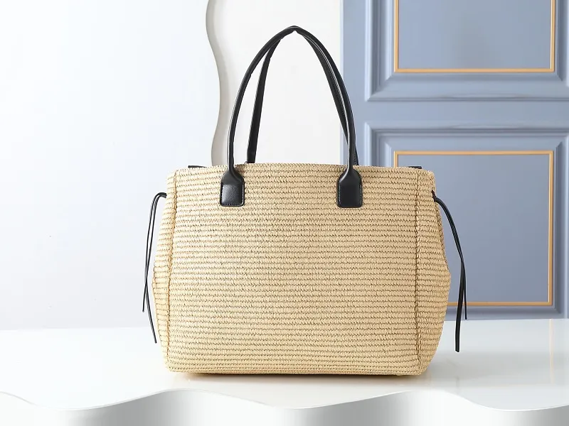 All categories Official website "Brand Women's Bags" Women's Bags 💙 Chanel 2026 new CHANEL hand-held crossbody bag