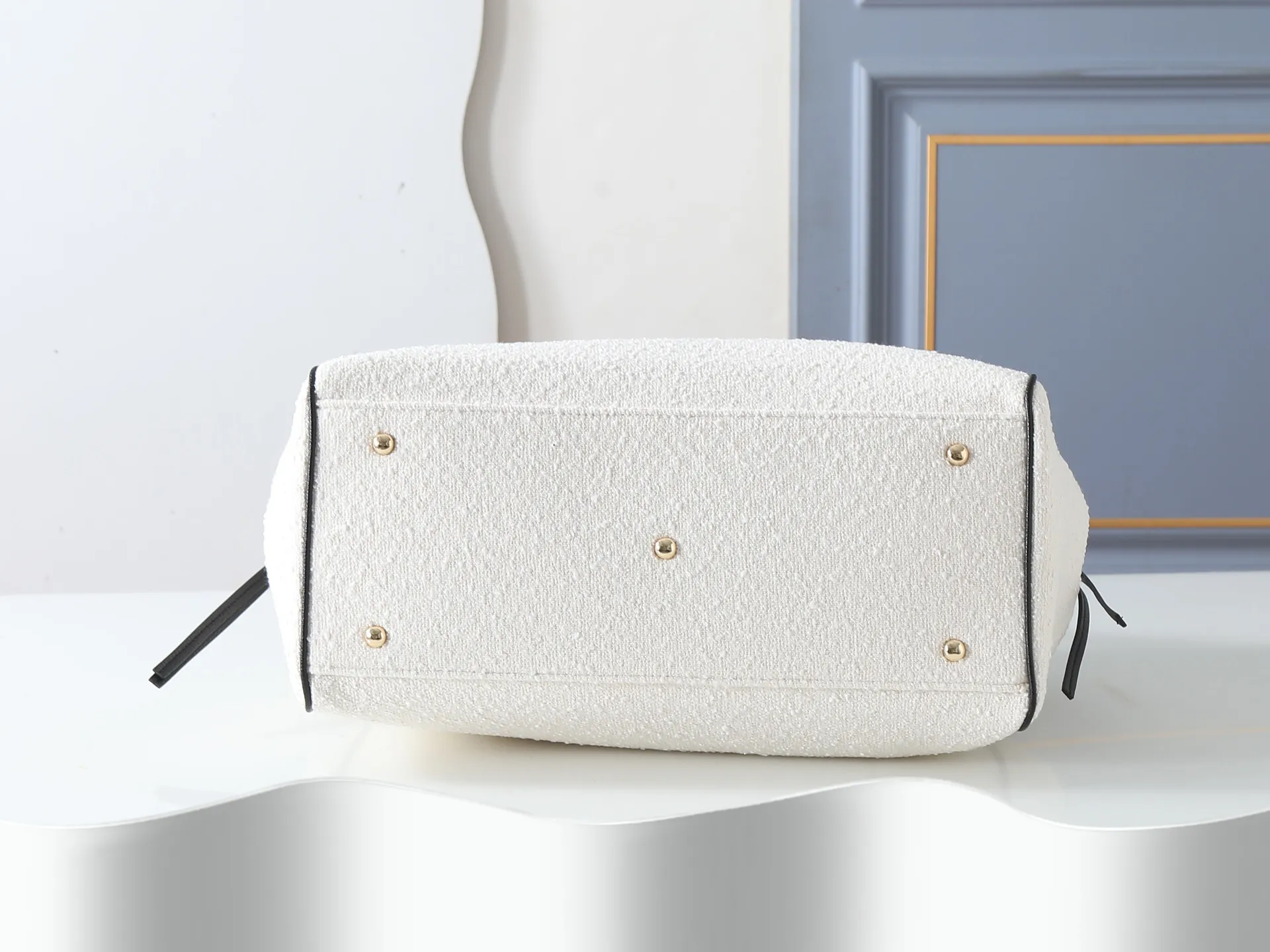 All categories Official website "Brand Women's Bags" Women's Bags 💙 Chanel 2026 new CHANEL hand-held crossbody bag