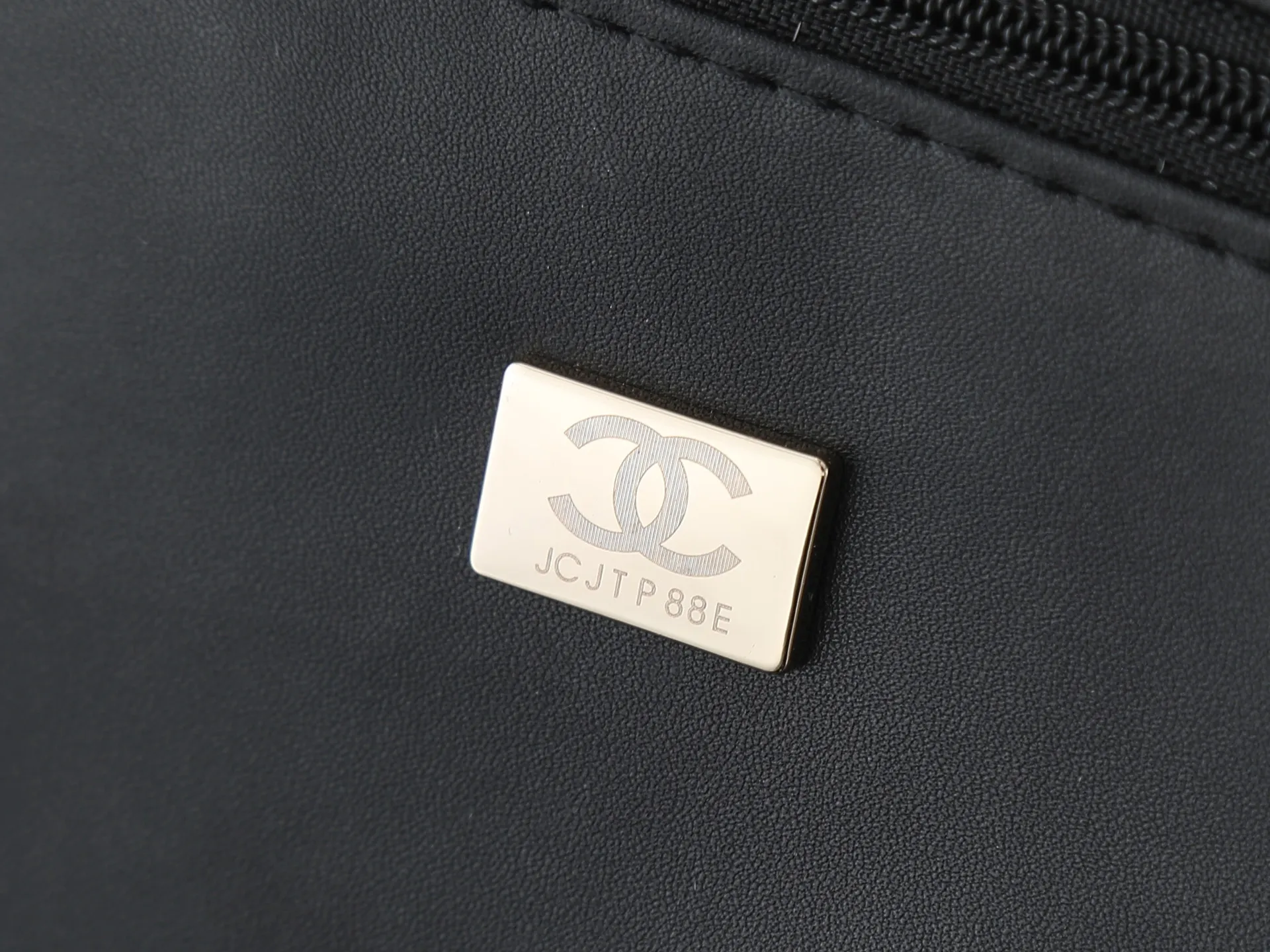 All categories Official website "Brand Women's Bags" Women's Bags 💙 Chanel 2026 new CHANEL hand-held crossbody bag